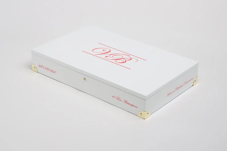 the suave disruption vicente blends honour cigar box 1