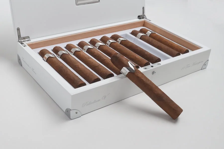 the suave disruption vicente blends paladium v cigar 2